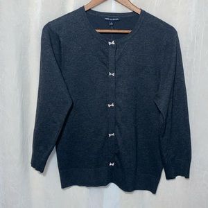 Cable & Gauge dark grey button up sweater size Xl